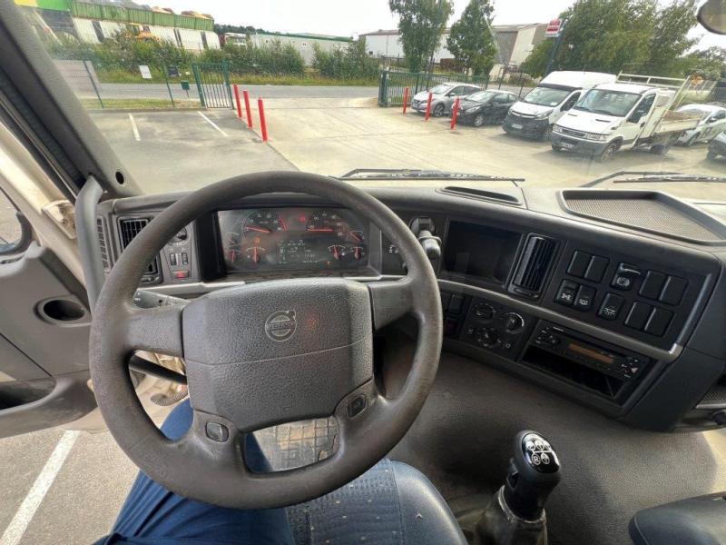 Volvo FM 410 - Photo 15