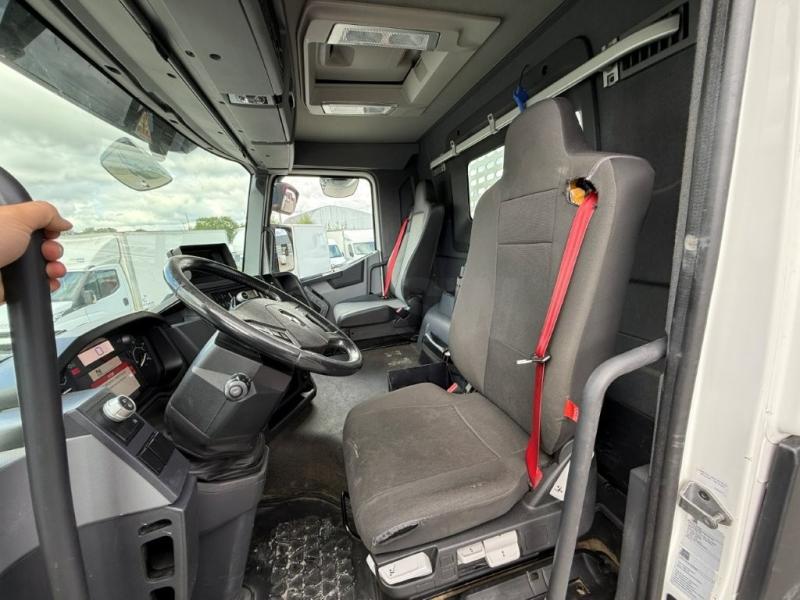 Renault C-Series 380.26 DTI 11 - Photo 11