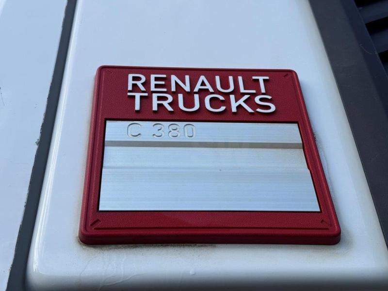 Renault C-Series 380 - Photo 16