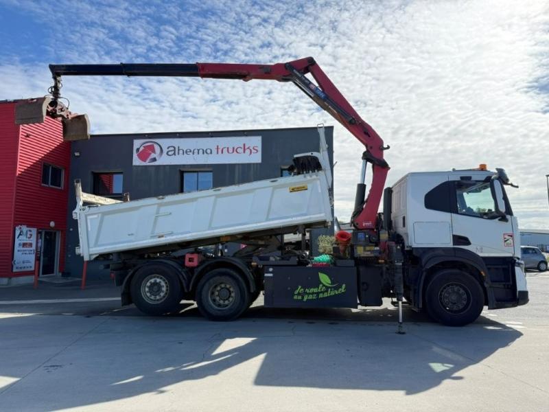 Iveco S-WAY 400 - Photo 2