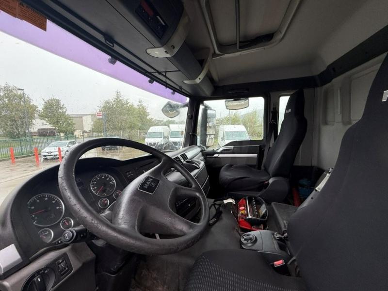 MAN TGS 35.400 - Photo 16