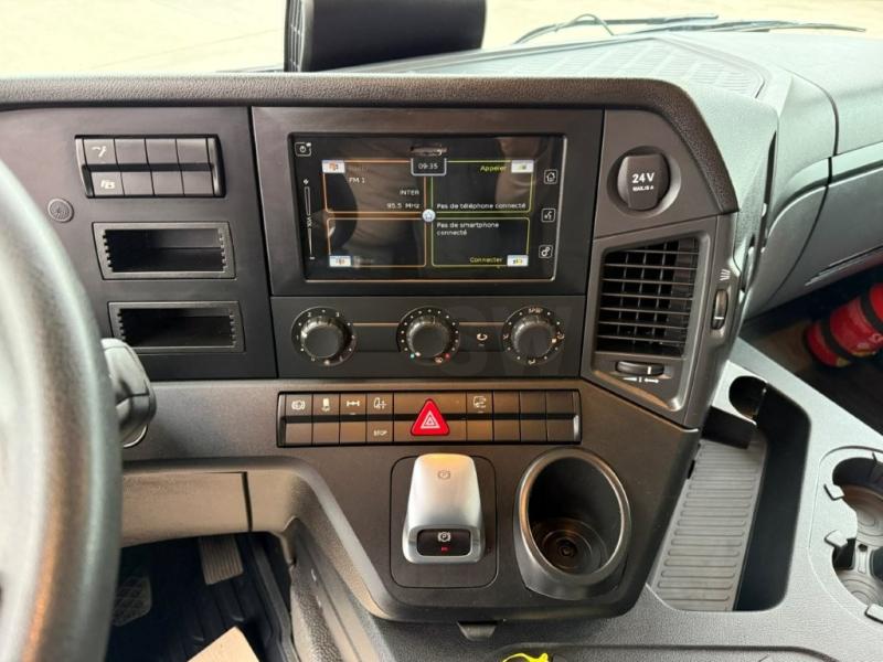 Mercedes Actros  - Photo 12