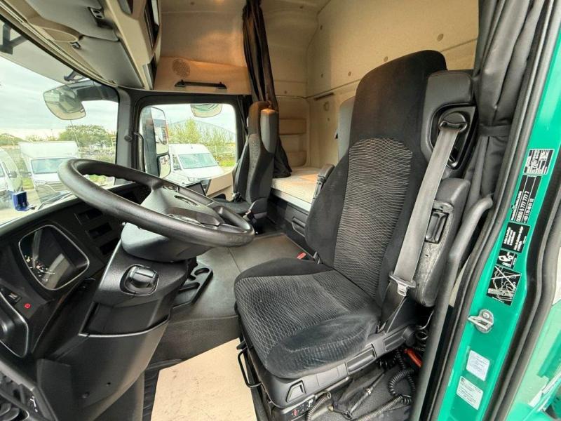 Mercedes Actros 1840 - Photo 14