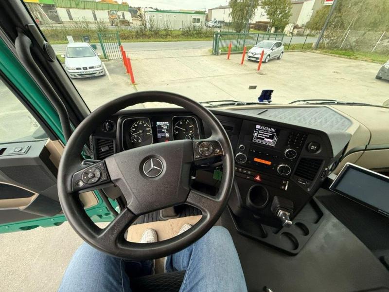 Mercedes Actros 1840 - Photo 16