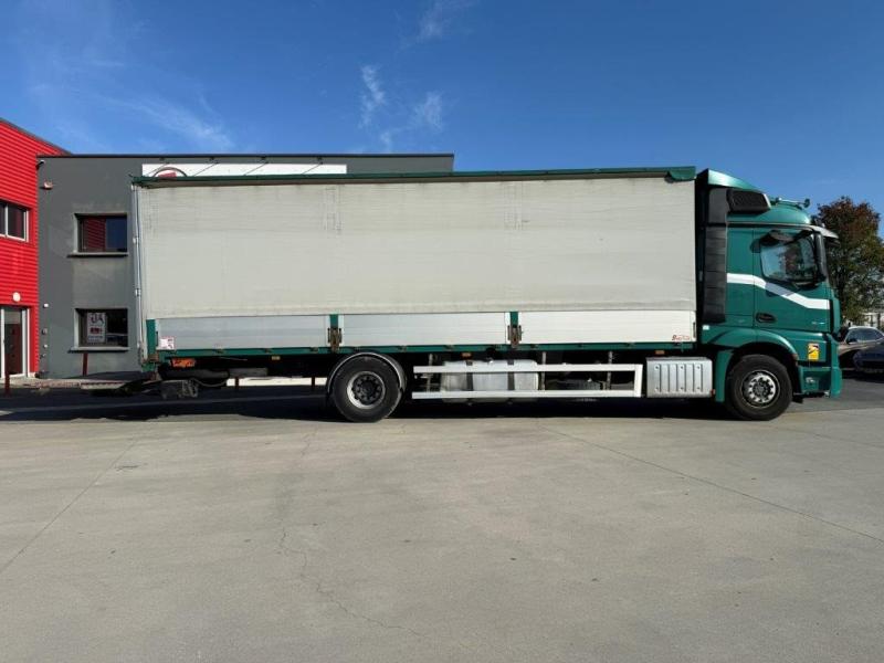 Mercedes Actros 1840 - Photo 2