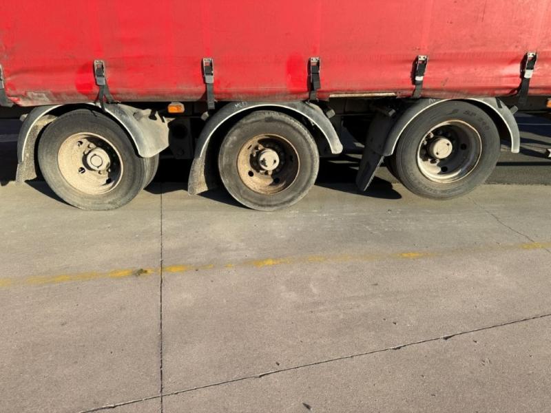 Fruehauf 3 essieux surbaissé PLSC  - Photo 7