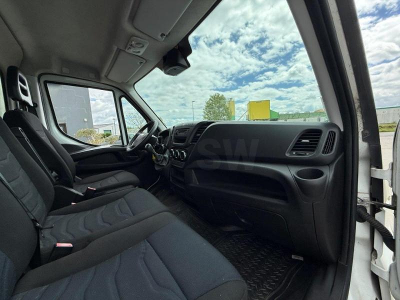Iveco Daily 35C16 - Photo 10
