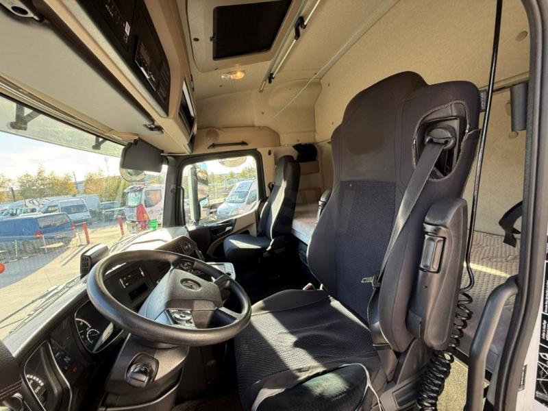 Mercedes Actros 1845 - Photo 11