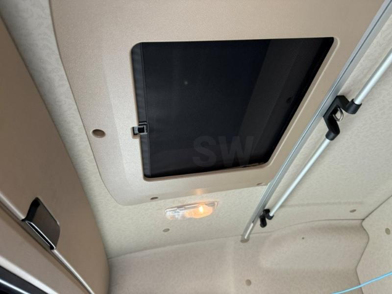 Mercedes Actros 1845 - Photo 14