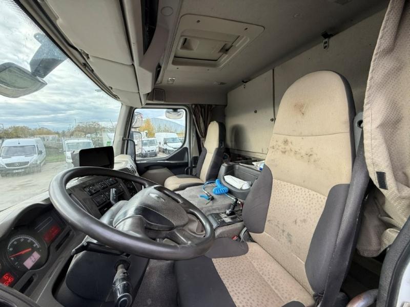 Renault Kerax 450 DXi - Photo 11