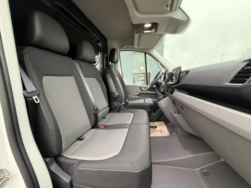 Volkswagen Crafter 2.0L TDI 140 L3H3 - Photo 7