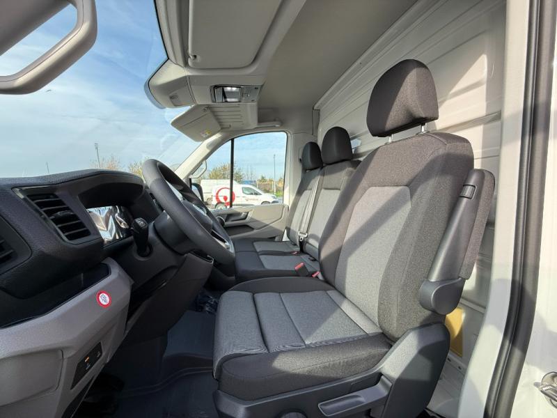 Volkswagen Crafter 2.0 TDI 163 - Photo 8