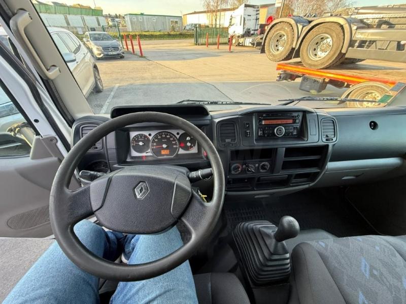 Renault Maxity 140 DXi - Photo 7