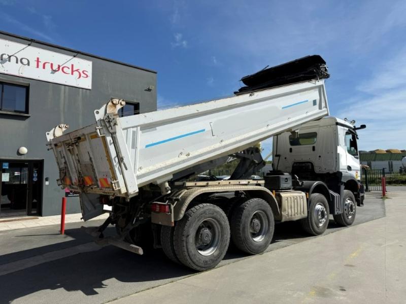 Mercedes Arocs 3243 - Photo 3