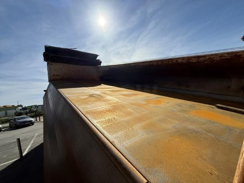 Mercedes Arocs 3243 - Photo 5