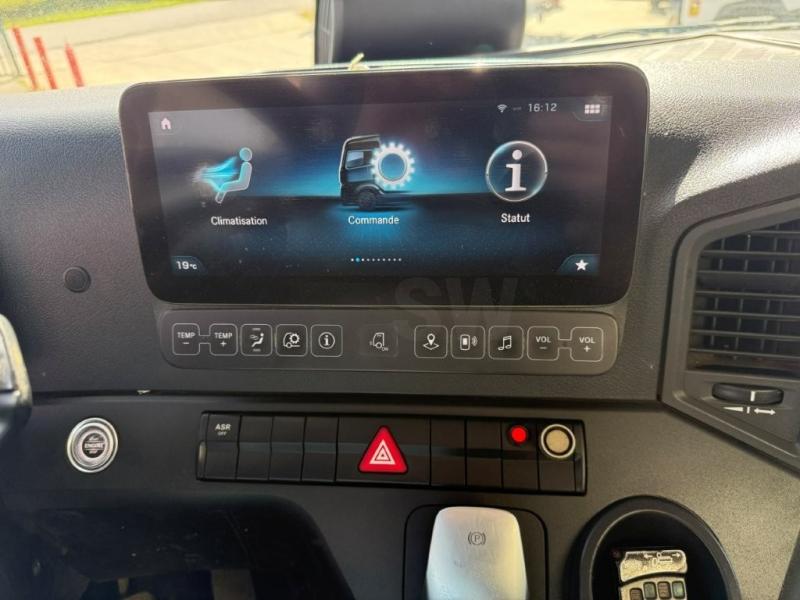 Mercedes Arocs 3243 - Photo 11