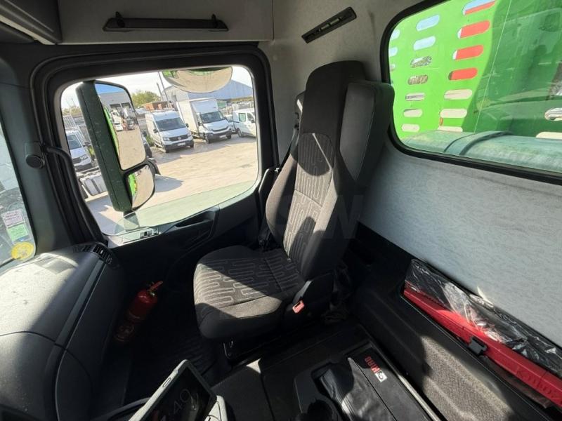 Mercedes Arocs 3240 - Photo 13