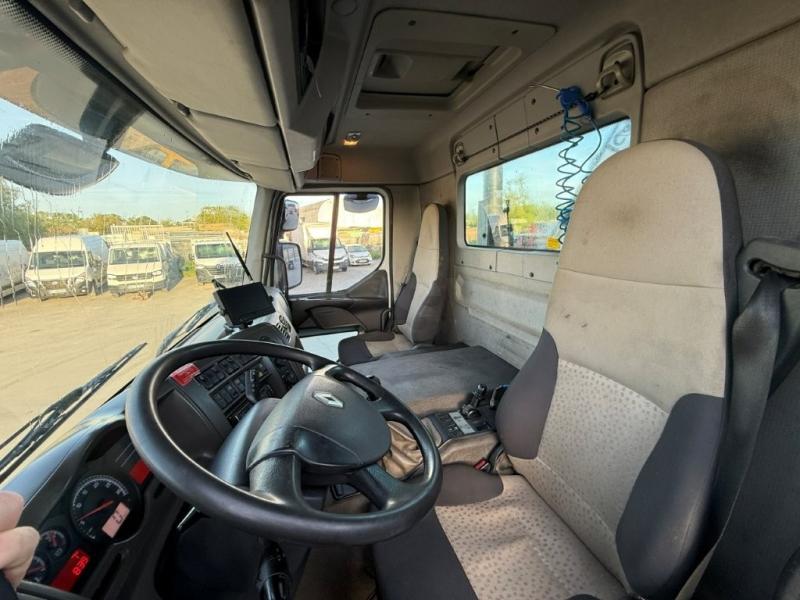 Renault Kerax 380 - Photo 8