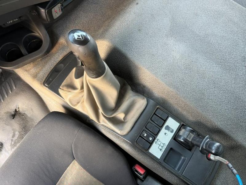 Renault Kerax 380 - Photo 11