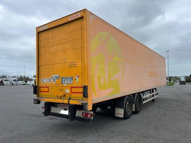 Fruehauf Fourgon 2 essieux  - Photo 2