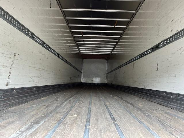 Fruehauf Fourgon 2 essieux  - Photo 9