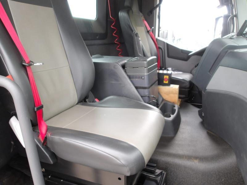 Renault C-Series 480 - Photo 11