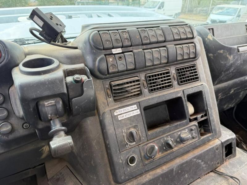 Iveco Trakker 410 - Photo 11