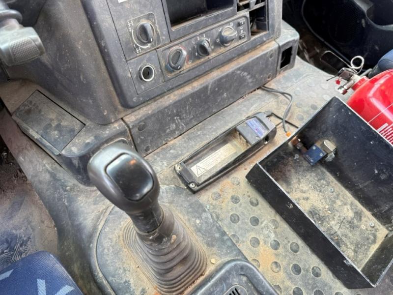 Iveco Trakker 410 - Photo 12