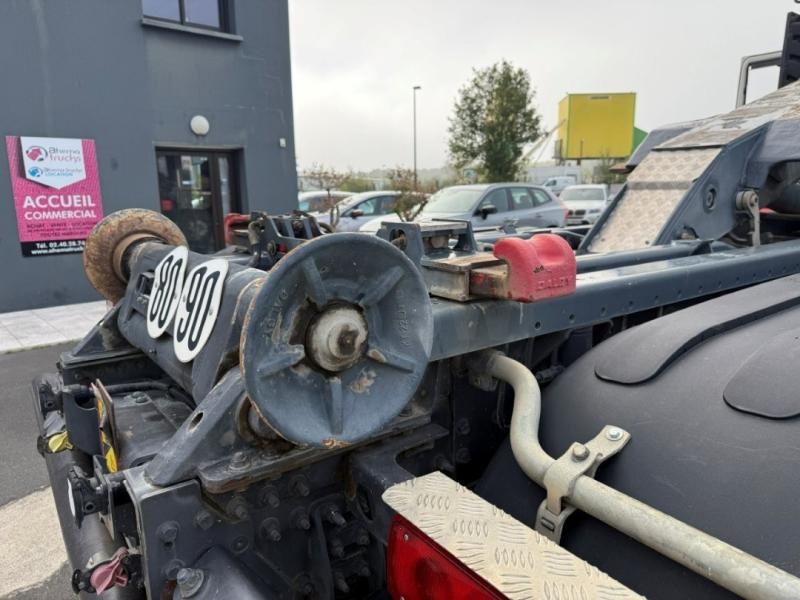 Renault C-Series 480 - Photo 13