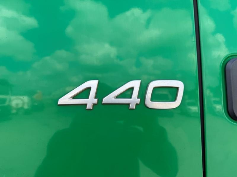 Volvo FM 440 - Photo 10