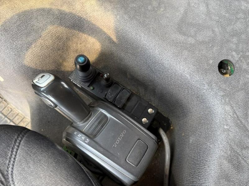 Volvo FM 440 - Photo 14