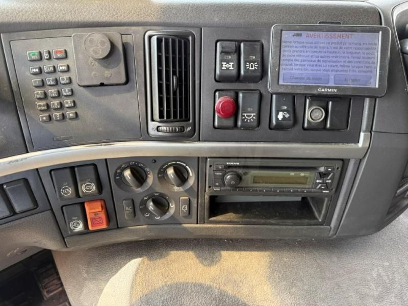 Volvo FM 440 - Photo 15