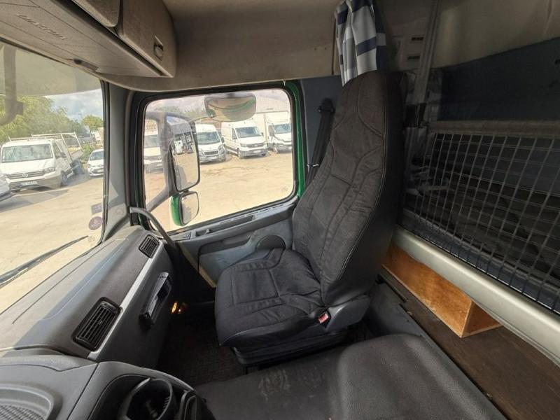 Volvo FM 440 - Photo 16